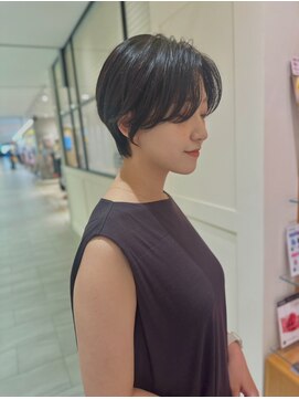 ゴートヘアワークス(GOAT HAIR WORKS) 【ハンサムショート/高橋駿】センターパート/前下がり