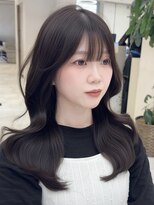 ビュー フクオカ(VIEW FUKUOKA)&nbsp;セミロング/顔周り/前髪/レイヤー/韓国風/グレージュ