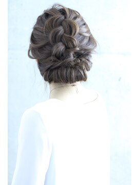 ロゼ 宝塚(Rose) 【Rose】編み込み☆アレンジ