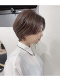 ショートボブ/マロンベージュ/Aライン/かきあげ/前髪［銀座駅］