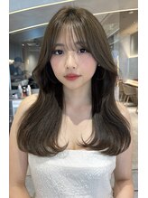 トレンド感のあるお顔周りのデザインで小顔を叶える＃フェイスレイヤー【韓国ヘア/前髪/髪質改善/心斎橋】