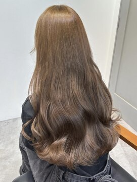 フォルテ 榛原パームス店 イメチェンホワイトブロンド外ハネボブ美髪ワイドバング髪質改善