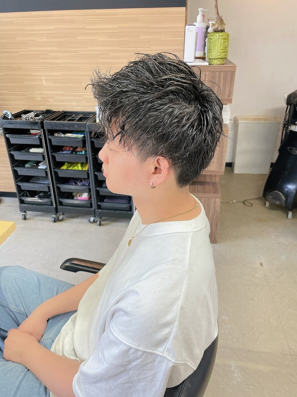 【平日限定】カット+濃密炭酸ヘッドスパ+スキャルプマッサージ 4950→3500