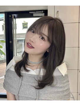 e15髪質改善暗髪透明感カラーグレージュミディアムレイヤー原宿