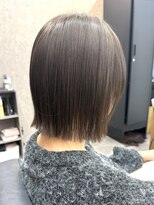 コク 千葉駅西口(COQU)&nbsp;ヘイリーボブ × 赤み消しベージュ【千葉優希】