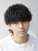 メンズフィール 南森町(MENS FEEL)&nbsp;刈り上げセンターパート/波巻きツイストスパイラル/南森町