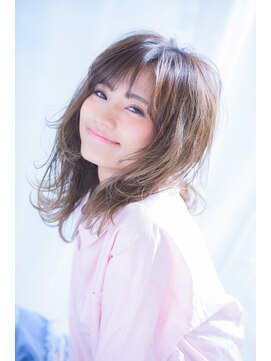 ネオリーブアイム 横浜西口店(Neolive aim) 伸ばしかけも楽しい、レイヤーミディアム