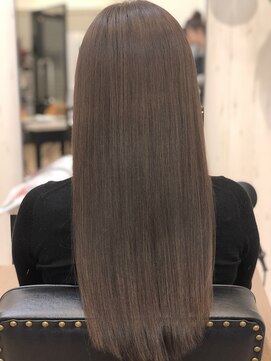 アコンプリッシュ 代官山 恵比寿(accomplish) プラチナミネコラ