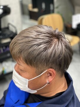 ヘアブレクト(hair BleCt) シルバー×ツーブロック