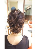 ネオリーブチノ 登戸店(Neolive cino)&nbsp;ツイスト まとめ髪 ヘアアレンジ
