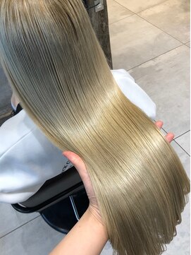 トルネード(TORNADO) 髪質改善ケラチントリートメント 自然なストレートA0912