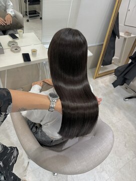 コア 梅田茶屋町店(Core) 髪質改善×酸性縮毛矯正×美髪カラー 【core 梅田茶屋町】