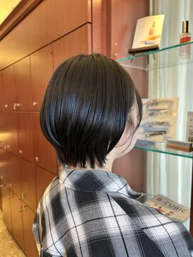 ブランシェ JR勝川駅南口店(BRANCHE) ブルーブラック×ショートヘア