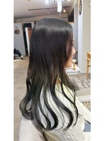 オモテ 町田店(Omote)&nbsp;毛先ブリーチ履歴有り・ブルーシルバーカラー