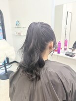 レーク(Re:K)&nbsp;高めポニーテール × ゆる巻き