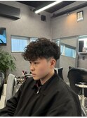 スパイキーショート　フェード　スペインカール　ルーズパーマ