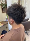 【見附 今町】アップバング 刈り上げ ツーブロ ダークカラー