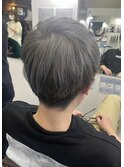 ライトグレーカラー