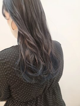 ラフューネ ヨコハマ(Raffune Yokohama) グレージュ×ネイビーカラー/Raffune yokohama