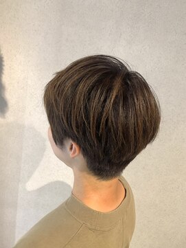 ユリイカビヨウシツ シャドウルーツ