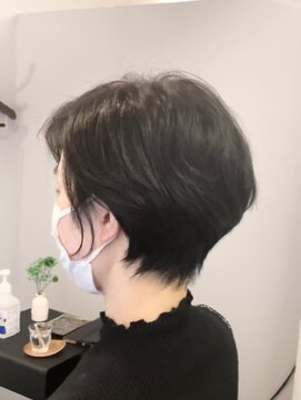 ポノポノ ヘアー アンド ライフ(ponopono hair&life) くびれショート。レイヤースタイル☆
