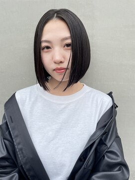 エン(en.) 暗めオリーブ×ボブ