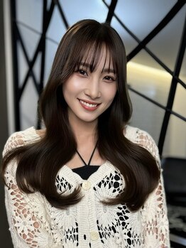 ヘアカロン(Hair CALON)の写真/印象を左右する顔周りや前髪を、ミリ単位まで拘るカット技術で思い通りに仕上げます♪お手入れ・再現性も◎