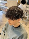 緩めのツイストスパイラルパーマ