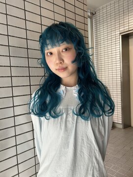 イエナ 渋谷(IENA) ハイトーンターコイズブルー姫カット