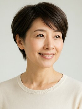 ヘア ラセター(Hair Lasseter)の写真/上品にまとまる大人ショートで日常を心地よく彩るスタイルをご提案。どこから見ても美しいフォルムに◎