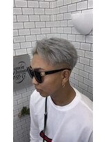 ウォークヘアー&nbsp;ホワイトブリーチ