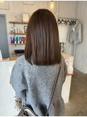 ナチュラルカラーブラウン艶髪内巻きボブ