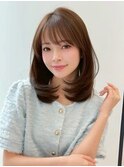 大人フェミニンなうち巻きワンカールスタイル