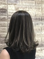 ヒップスデコ(Hip's deco)&nbsp;【大宮ヒップスデコ】ブリーチハイライト×ダークアッシュグレー