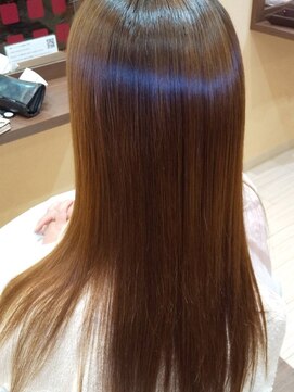 エルアスク 大人可愛いヘルシーロングスタイル30代40代50代ボブ