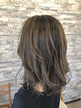 ログ ヘアー(LOG HAIR) バレイヤージュ