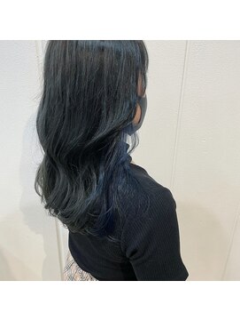 ロロネー 梅田(Lolonois) 【Lolonois梅田】ブルーブラック×インナーブルー☆(岡崎美咲)