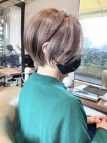 バンプ ギンザ(BUMP GINZA)&nbsp;30代、40代/丸みくびれショートボブ×白髪ぼかしハイライト/大宮
