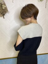 ロンド ストラーダ 心斎橋(Lond strada)&nbsp;ショート×ハイライト白髪ぼかし×シルキーベージュ[心斎橋]