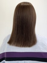 ウル 表参道(HOULe)&nbsp;切りっぱなし　ミディアム　ベージュカラー　透明感　髪質改善