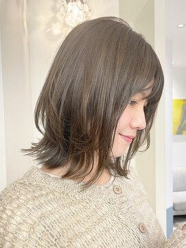 ローネス ギンザ(LONESS ginza) ミディアムボブ　レイヤーボブ　結べるボブ