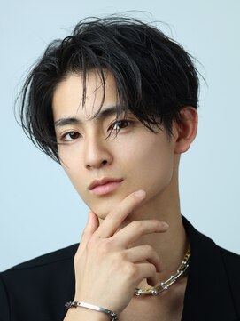 リップス 表参道店(LIPPS) センターパート【黒髪ツーブロック刈り上げ】前下がりショート