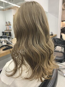 アンジェリカ 名古屋店(ANGELICA) ANGELICA 【福田奈央】透明感あふれるミルクティーベージュ♪