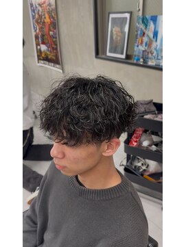 バジー バイ ディーアンドティー(Buzzy by D&T) 波巻きパーマ!