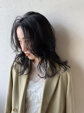 ニィー バイ ディコ(nii by Dico) 【レイヤーカット×ブルーブラック】#井尻#レイヤーカット