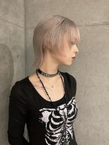オーオシカシカスペース(OOO YY Space)&nbsp;ブロンドベージュ/ウルフカット/シルバーベージュ/ハイトーン