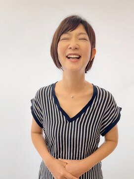 DAMANI 表参道 髪質改善/ヘッドスパ/ハイライト/白髪染め/白髪ぼかし/縮毛矯正 似合わせカット/ミディアムレイヤーカット[表参道駅]