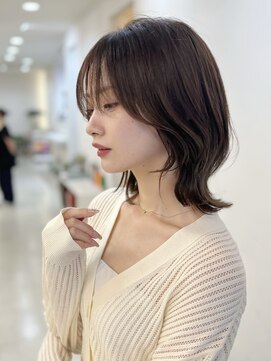 キアラ(Kchiara) 大人レイヤーボブ×透明感グレージュ/小顔顔まわりカット