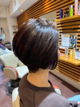 コンフェティ つばき山下通店(Confetti) ショート