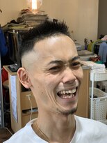 理容ドラゴン 大人のスキンフェードカット